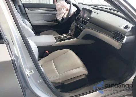 2020 Honda Accord Lx z USA, uszkodzony, nr VIN 1HGCV1F10LA054922